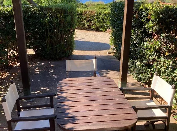 Marta's Holidays Nisporto